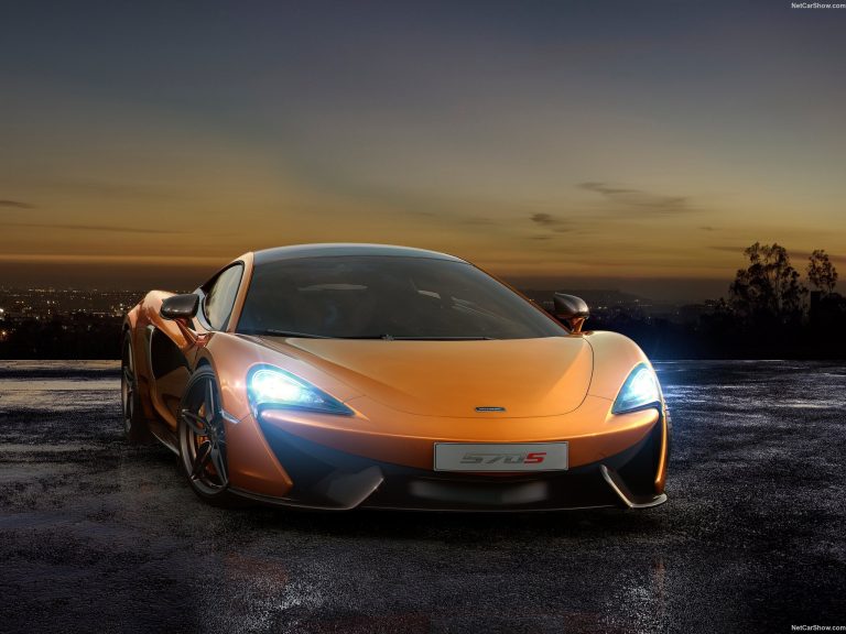 McLaren-570S_Coupe-2016-wallpaper