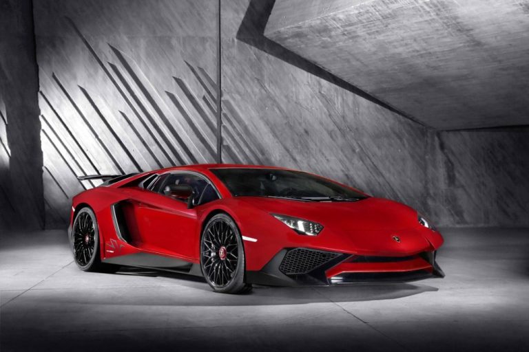 lamborghini-aventador_100502420_l