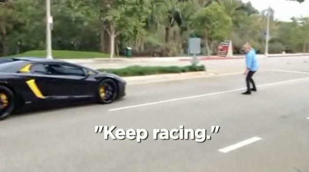 man-rock-vigilanty-justice-lamborghini-aventador-car.png
