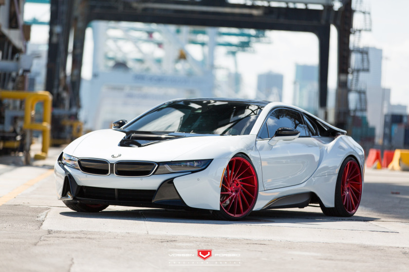 BMW-i8-Duo-Vossen-Forged-Precision-Series--Vossen-Wheels-2015-1009-840x560.jpg