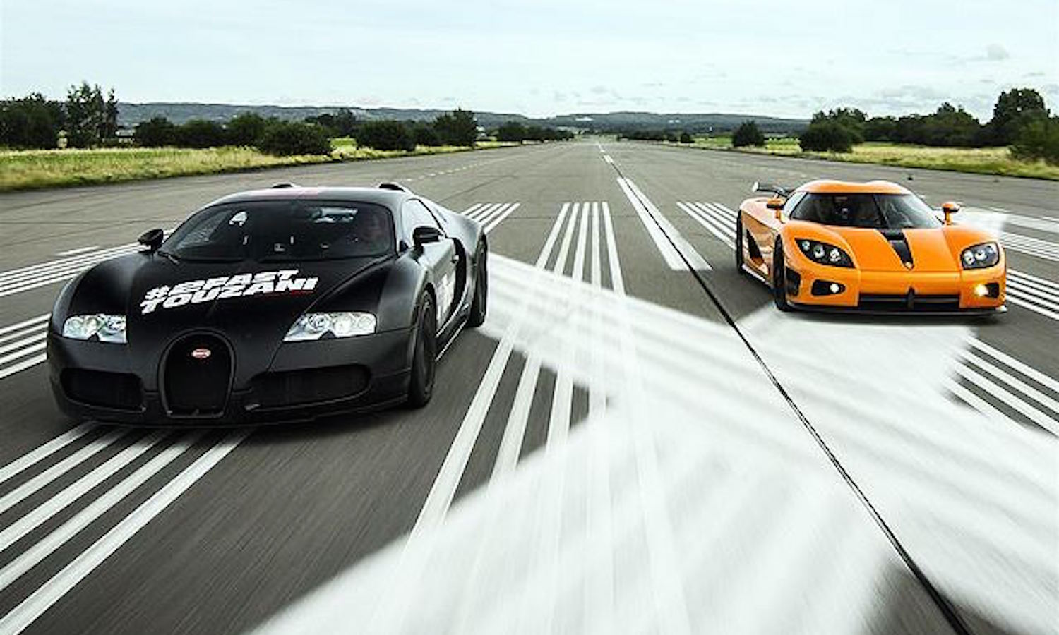 Koenigsegg-CCXR-VS-Bugatti-Veyron.jpg