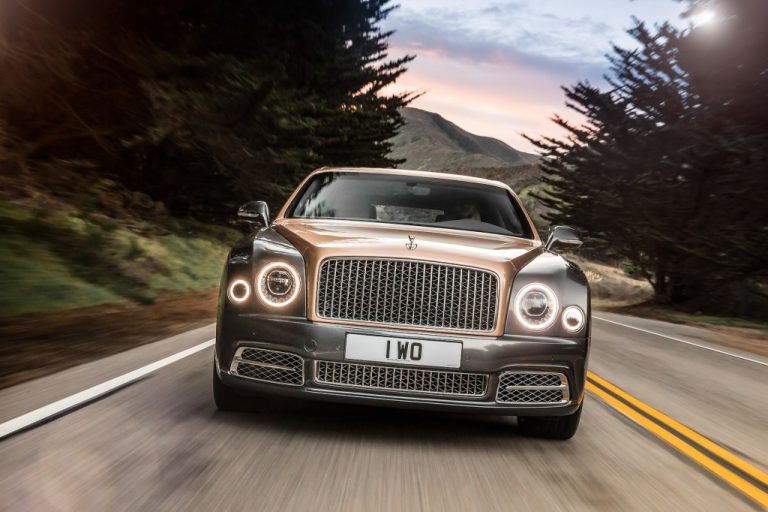2017-bentley-mulsanne_100546730_l.jpg