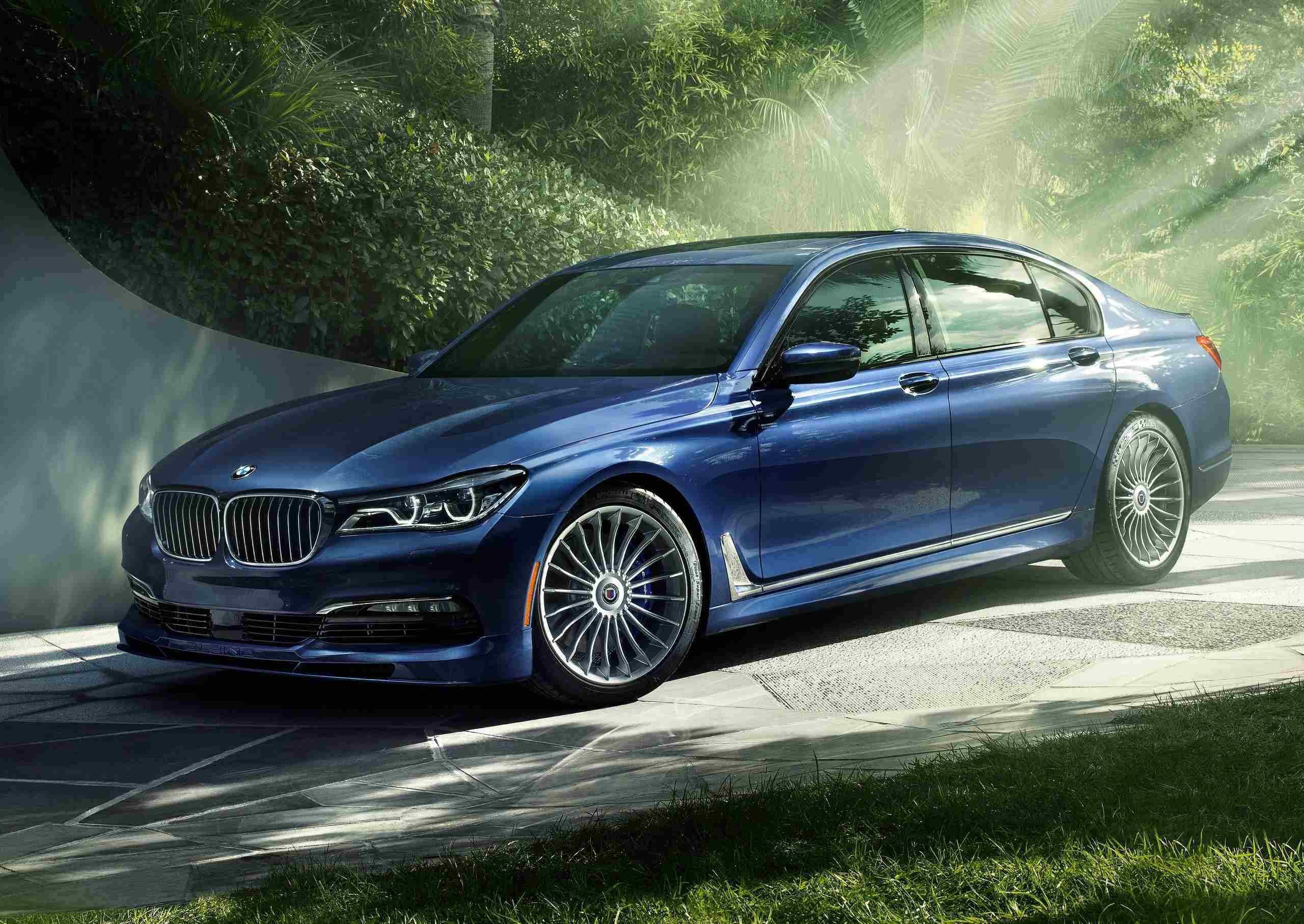 Alpina-BMW_B7_xDrive-2017-wallpeaper.jpg