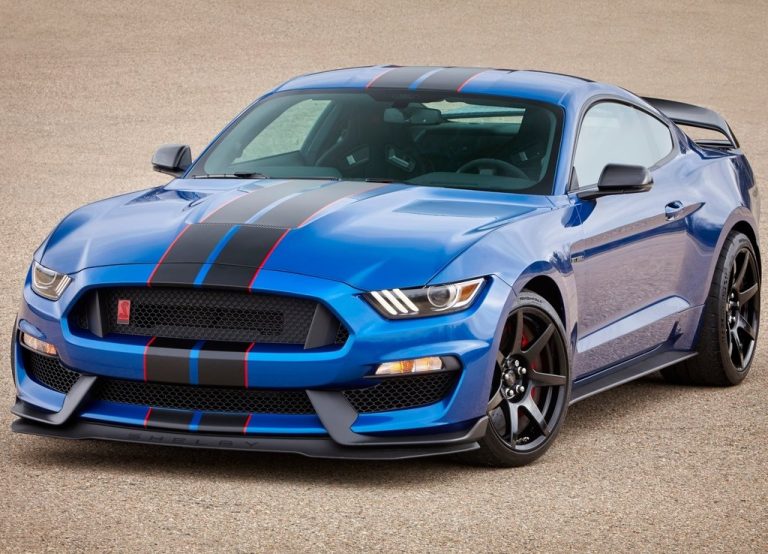 Ford-Mustang_Shelby_GT350_2017_1024x768_wallpaper_02.jpg