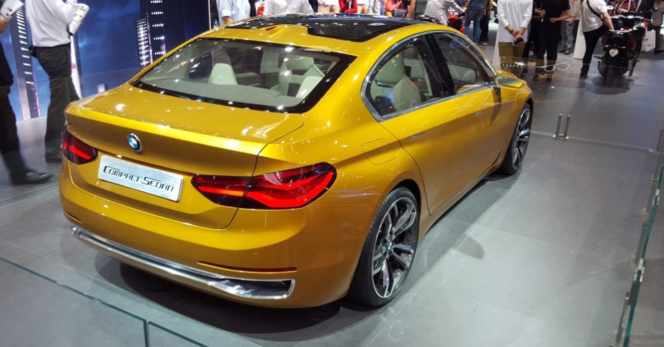 bmw compact sedan concept 1461679320732 956x500