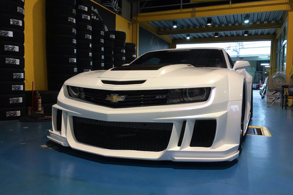 camaro-zl1-finestro-ecl-white-black-2.jpg