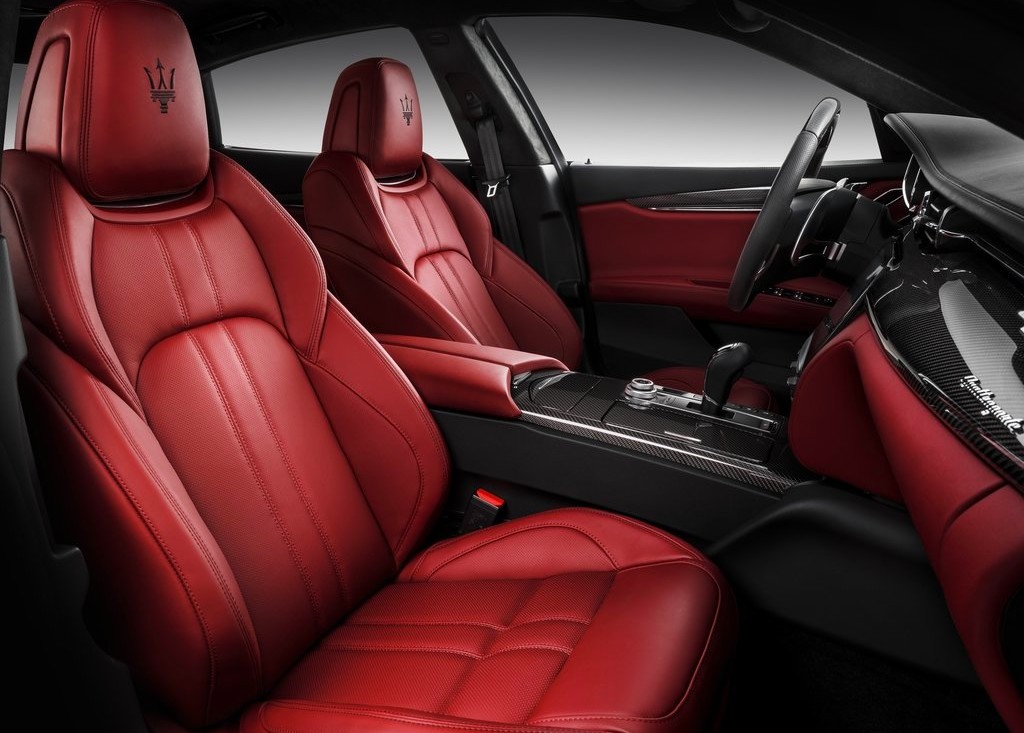 Maserati-Quattroporte-2017-1024-08.jpg