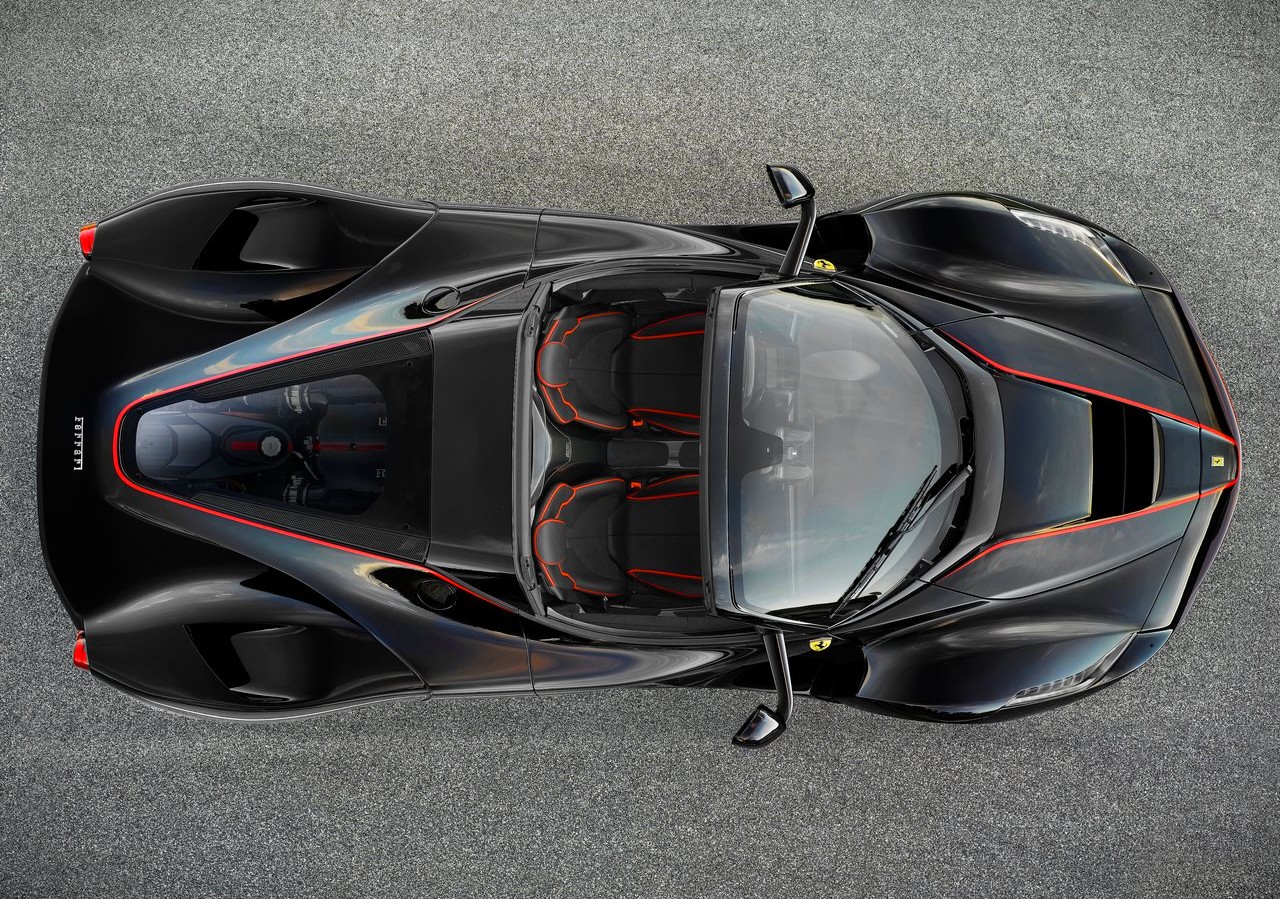Ferrari-LaFerrari_Aperta-2017-1280-03.jpg