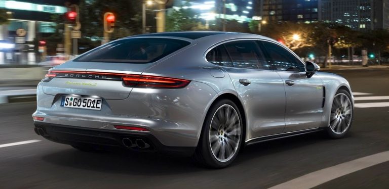 Porsche-SEHybrid-Panamera-4.jpg