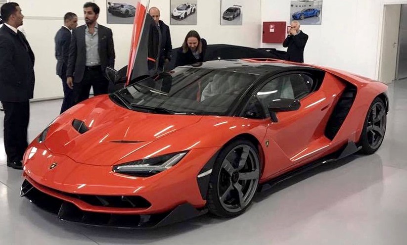 lamborghini-centenario-uae-sheikh-1.jpg
