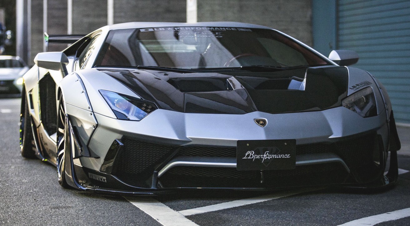 lamborghini-aventador-limited-liberty-walk-3.jpeg