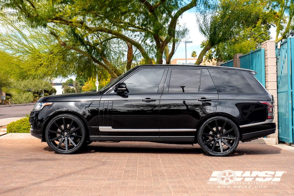 Range_Rover_on_Redbourne_Kensington_gloss_black_wheels_-_2.jpg