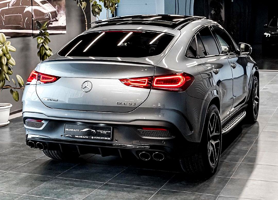 deluxe_auto_210232951_134068695502941_5911078241567990976_n.jpg