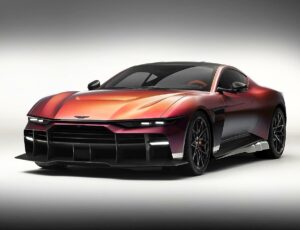 Aston Martin V12 Grand Tourer - Feature View
