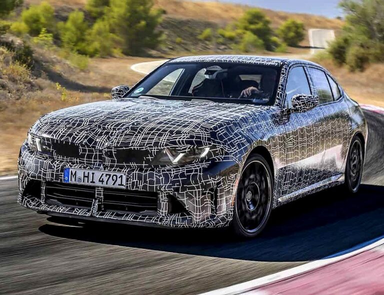 BMW 3 Series - Feature View