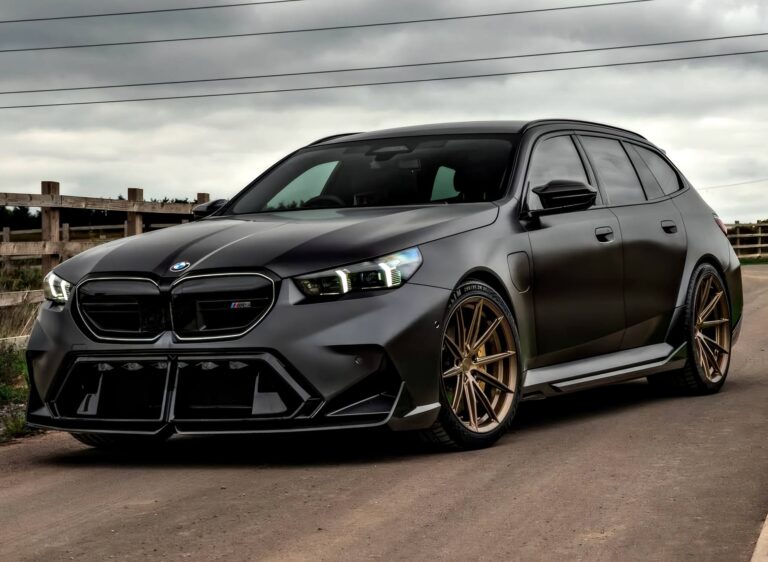 BMW M5 Touring official exterior hero view