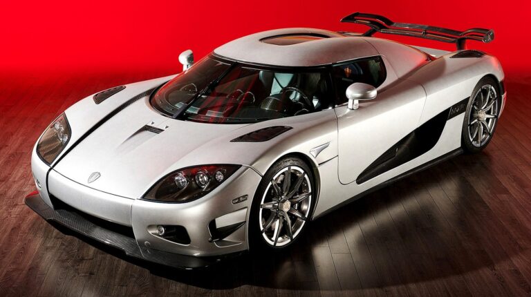 Koenigsegg CCXR Trevita - Feature View