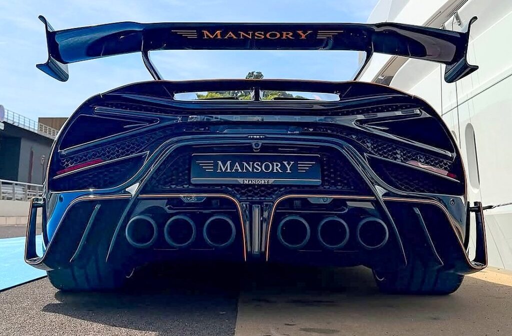 Mansory Bugatti Mistral Vincero - Feature View