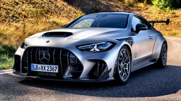 Mercedes-AMG CLE 646: - Feature View