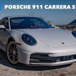 Porsche 911 Carrera S - Feature View