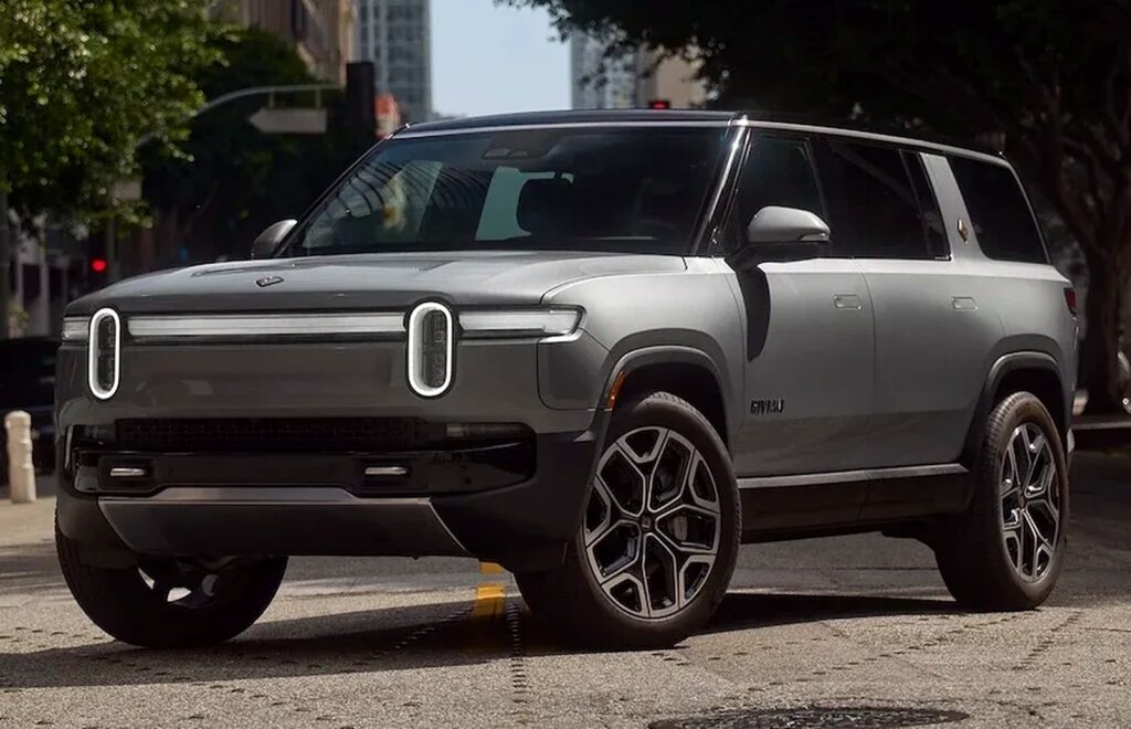 Rivian R2 - Feature View