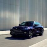 Aston Martin DBX - Feature View