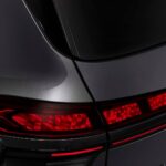 Audi Q9 OLED - Feature View
