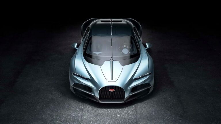 Bugatti Tourbillon V16 - Feature View
