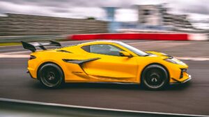 Chevrolet Corvette affordable - Feature View