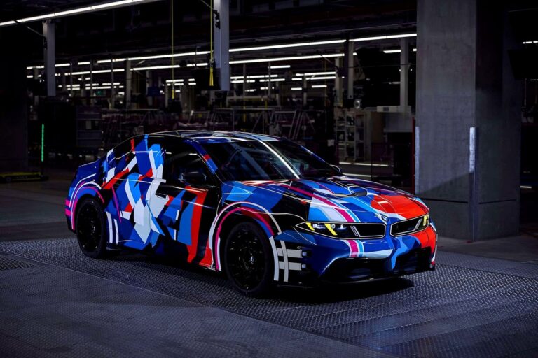 Electric BMW M3 - Feature View