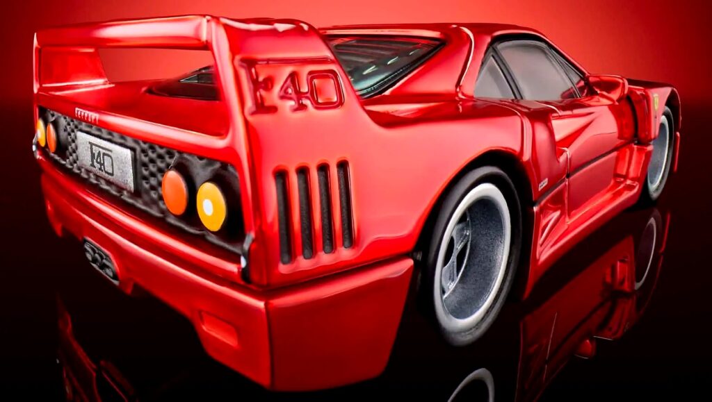 Ferrari F40 Restoration - Feature View
