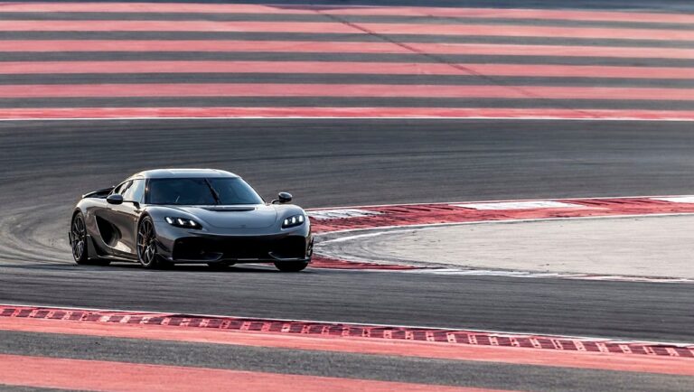 Koenigsegg Gemera testing - Feature View