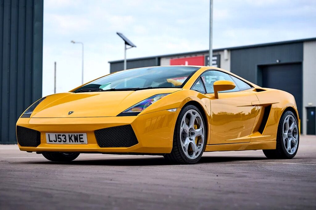 Lamborghini Gallardo Manual - Feature View