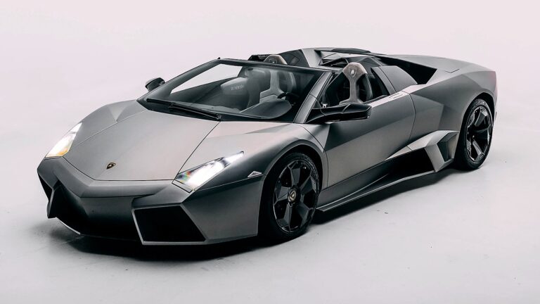 Lamborghini Reventon Roadster - Feature View