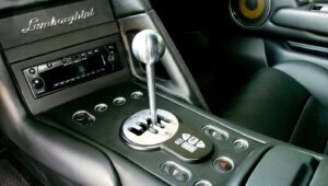 Lamborghini Revuelto Hybrid - Feature View