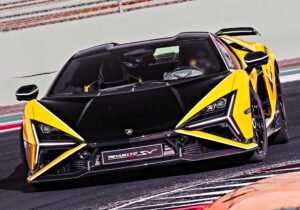 Lamborghini Revuelto SV official exterior hero view