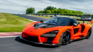 McLaren Senna Auction - Feature View
