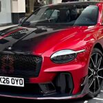 Mulliner Bentley Supersports Flaunts Rare Two-Tone Colour Fade on London Streets official exterior hero view