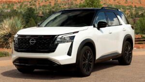Nissan Pathfinder 40th Anniversary - Feature View