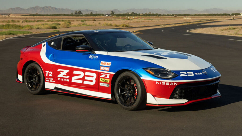 Nissan Z SEMA - Feature View