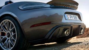 Porsche Boxster - Feature View