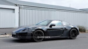 Porsche Electric Sports - Feature View