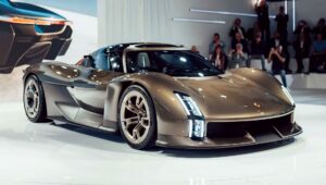 Porsche Flagship Hypercar - Feature View