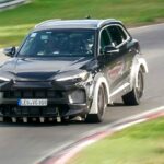 Porsche Macan V8 - Feature View