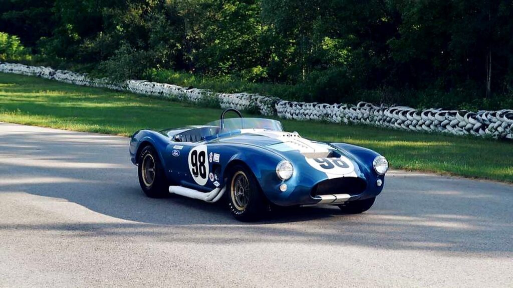 Shelby 427 Cobra - Feature View