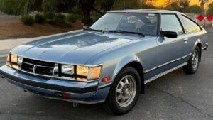 Toyota Celica Supra - Feature View