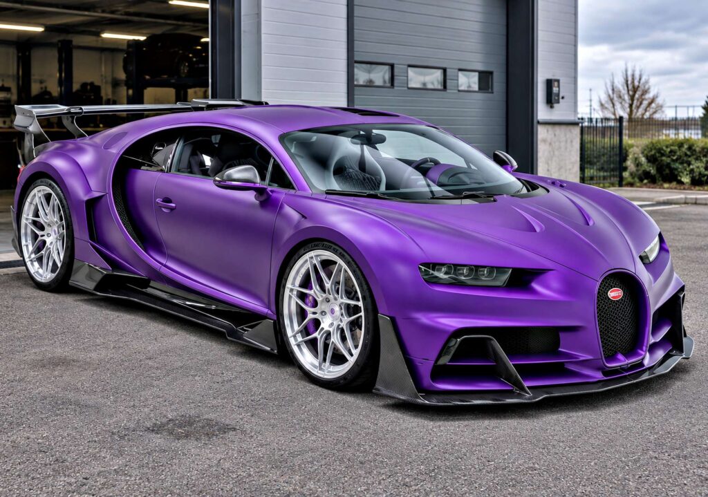 Venuum Bugatti Chiron official exterior hero view