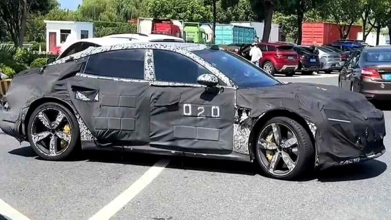 Xiaomi SU7 sedan - Feature View