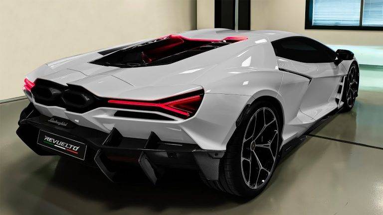 Lamborghini-Revuelto