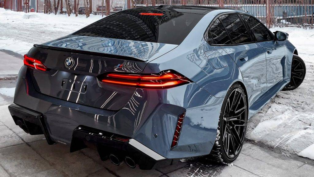 2025 BMW M5